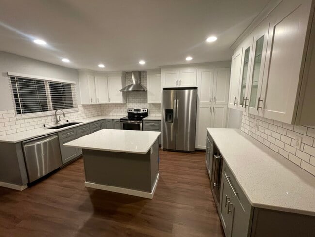 480 Robert Rd