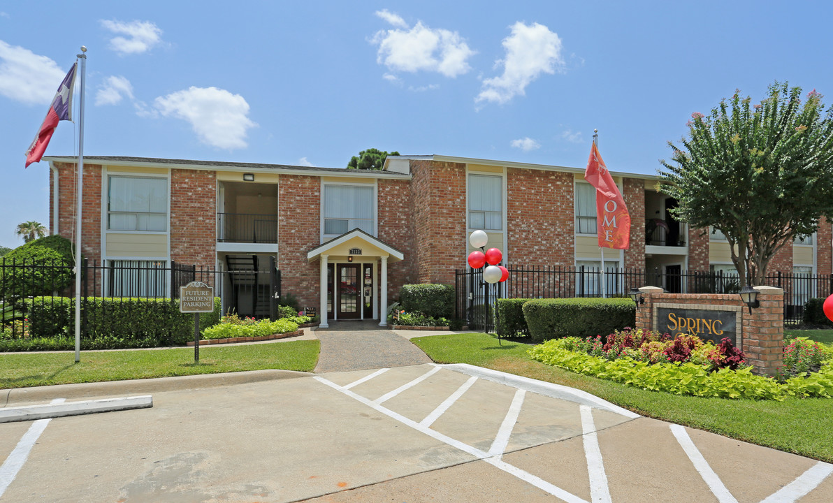 Spring Oaks Apartments Photo