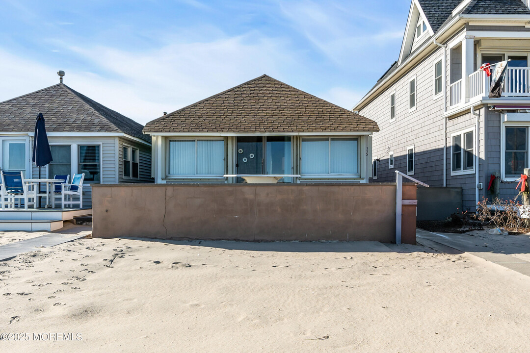 115 Beach Front in Manasquan, NJ - Building Photo