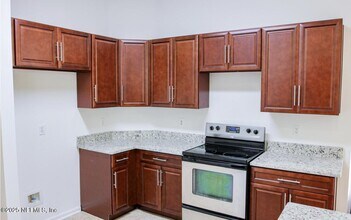 15517 Turkoman Cir in Jacksonville, FL - Building Photo - Building Photo