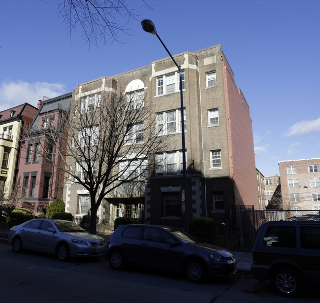 1441 Harvard St NW in Washington, DC - Foto de edificio - Building Photo