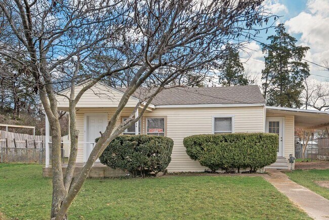 1306 Highland Dr in Duncanville, TX - Building Photo - Building Photo