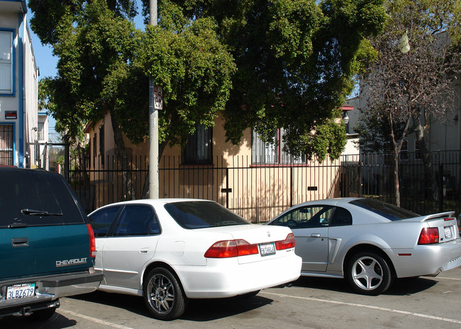 1538 Cedar Ave in Long Beach, CA - Building Photo - Building Photo