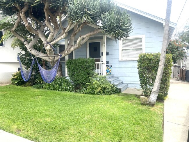 property at 1018 7th St