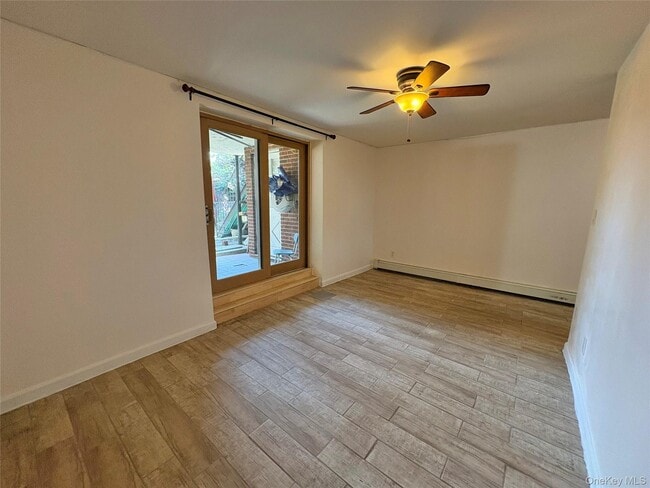 61-33 69th St in Queens, NY - Building Photo - Building Photo