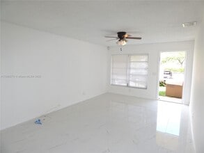 3560 NW 8th St in Fort Lauderdale, FL - Building Photo - Building Photo