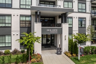 2425 166 St in Surrey, BC - Building Photo - Building Photo
