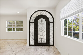 22364 Cass Ave in Woodland Hills, CA - Building Photo - Building Photo