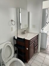 5437 Clybourn Ave, Unit ADU in Valley Village, CA - Building Photo - Building Photo