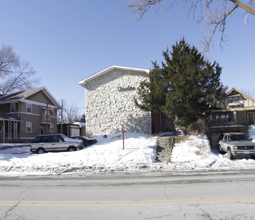 Caroline in Omaha, NE - Building Photo