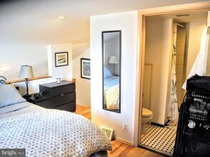 1745 South St-Unit -UNIT 3 in Philadelphia, PA - Building Photo - Building Photo