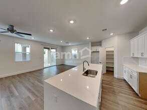 5848 Casterly Rock St in Las Vegas, NV - Building Photo - Building Photo