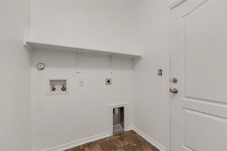 6729 Horseshoe Pond Dr in Austin, TX - Building Photo - Building Photo