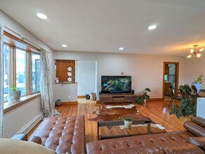 9 Goldsmith Ave in Medford, MA - Foto de edificio - Building Photo