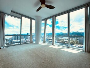 555 South St in Honolulu, HI - Building Photo - Building Photo
