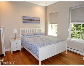 44 Grove St-Unit -Apt 3 in Boston, MA - Building Photo - Building Photo