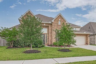 5511 Highland Dr in Pasadena, TX - Building Photo - Building Photo