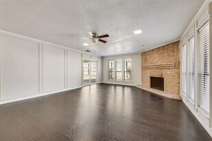 1114 Tulane Dr in Arlington, TX - Building Photo