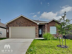 5908 Geronimo Wy in Seguin, TX - Building Photo