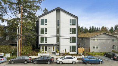 Lake City Lofts in Seattle, WA - Building Photo - Building Photo