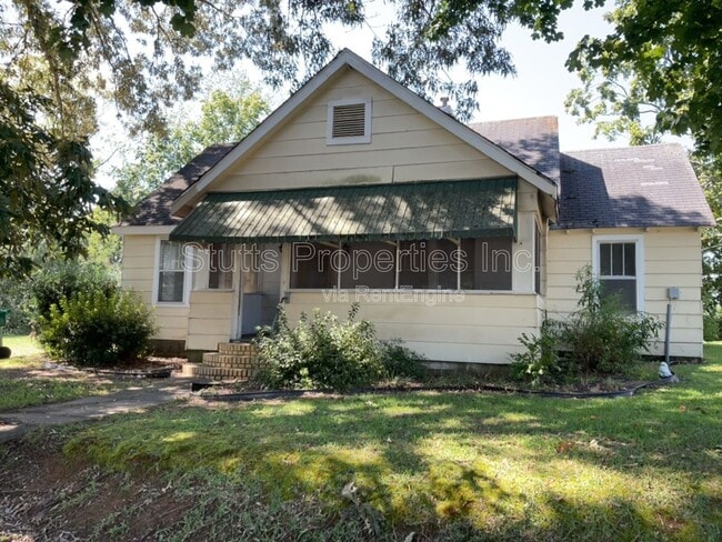 property at 1311 E 30th St