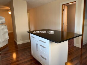 58 Homer Ave, Unit T in Cambridge, MA - Building Photo - Building Photo