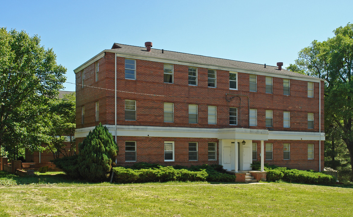 Woodlawn Terraces Apartments in Beckley, WV - Building Photo