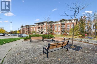 625 St David St S in Centre Wellington, ON - Building Photo