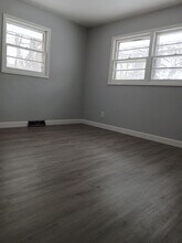 1017 Irving Ave in Rockford, IL - Building Photo - Building Photo