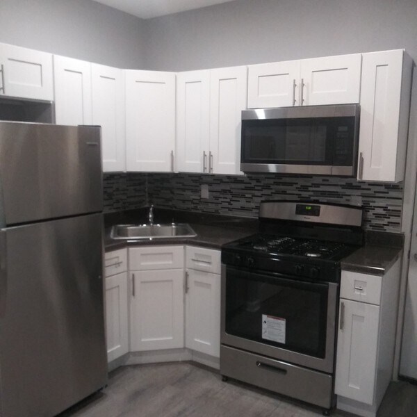 5527 Pearl St in Philadelphia, PA - Building Photo - Building Photo