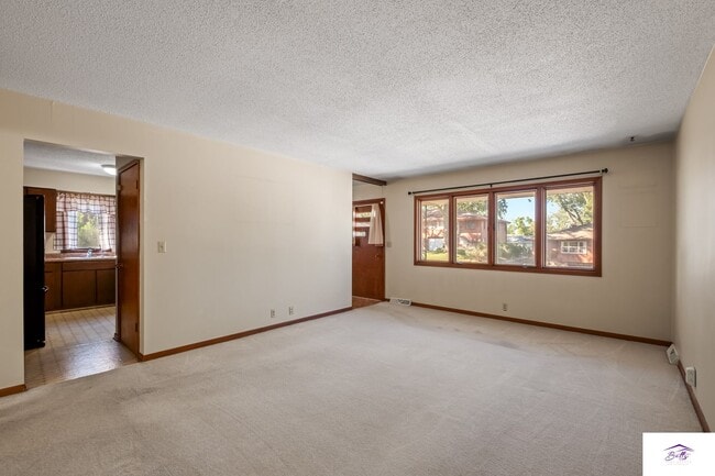 9605 Binney St in Omaha, NE - Building Photo - Building Photo