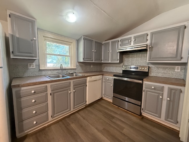 2034 Fuselier Rd in Arnaudville, LA - Building Photo - Building Photo