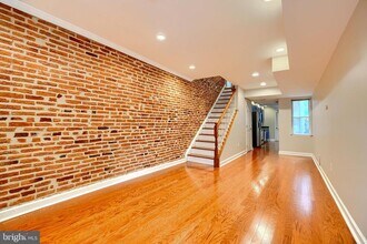2124 Bank St in Baltimore, MD - Building Photo - Building Photo