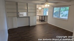3215 Quakertown Dr in San Antonio, TX - Building Photo - Building Photo