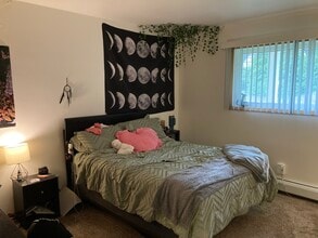 Mapleview Apartments in Hartland, WI - Building Photo - Building Photo