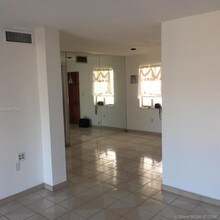 1400 SW 27th Ave-Unit -403 in Miami, FL - Building Photo - Building Photo