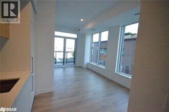 1100 Sheppard Ave W in Toronto, ON - Building Photo - Building Photo