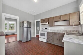 3021 Co Rd 467 in Devine, TX - Building Photo - Building Photo