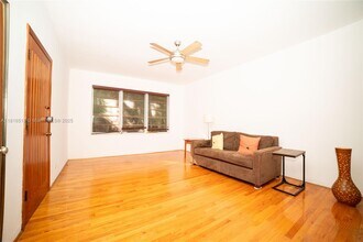 1145 Meridian Ave in Miami Beach, FL - Building Photo - Building Photo