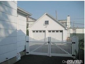 104 Sheridan Ave in Williston Park, NY - Building Photo - Building Photo