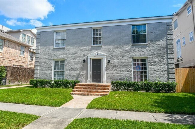 2718 Wroxton Rd in Houston, TX - Building Photo - Building Photo