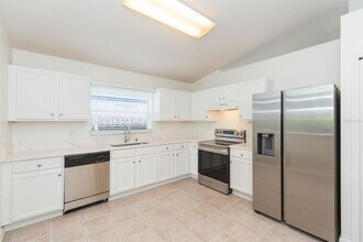 25236 Flying Ebony Ln in Wesley Chapel, FL - Building Photo - Building Photo