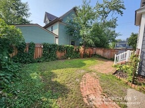 2604 Aldrich Ave S in Minneapolis, MN - Building Photo - Building Photo