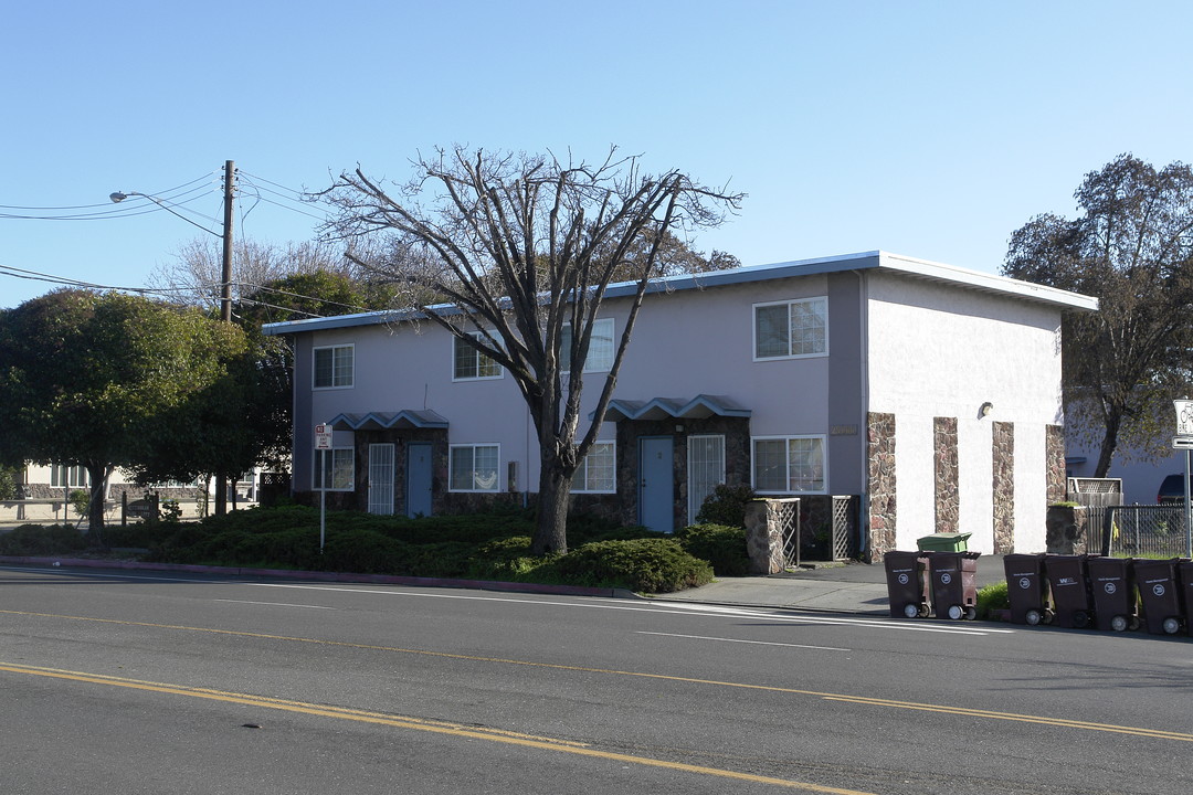 25886-25888 Gading Rd in Hayward, CA - Building Photo