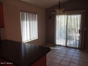 10385 E Ravenswood St in Tucson, AZ - Building Photo - Building Photo
