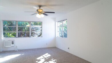 5970 NE 18th Ave in Fort Lauderdale, FL - Foto de edificio - Building Photo