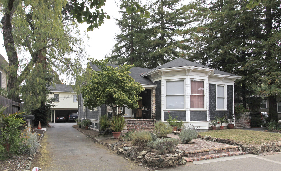 173 Birch St in Redwood City, CA - Building Photo