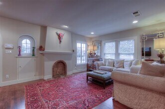 3311 Cockrell Ave in Fort Worth, TX - Building Photo - Building Photo