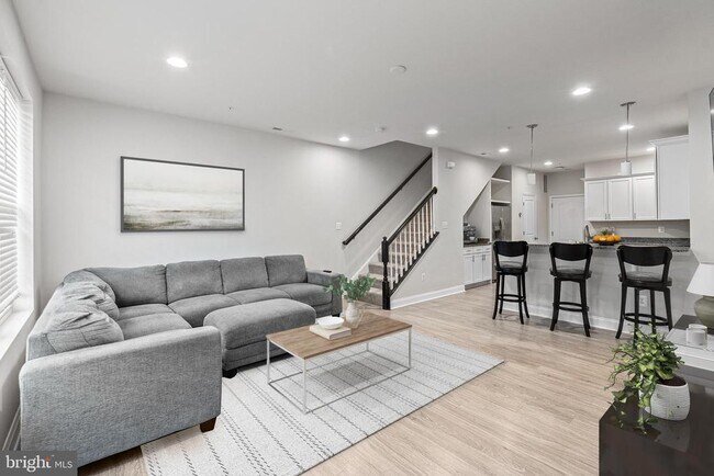 7537 Crowley St in Elkridge, MD - Building Photo - Building Photo