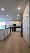 9084 Marigold Crk St in Enterprise, NV - Building Photo - Building Photo